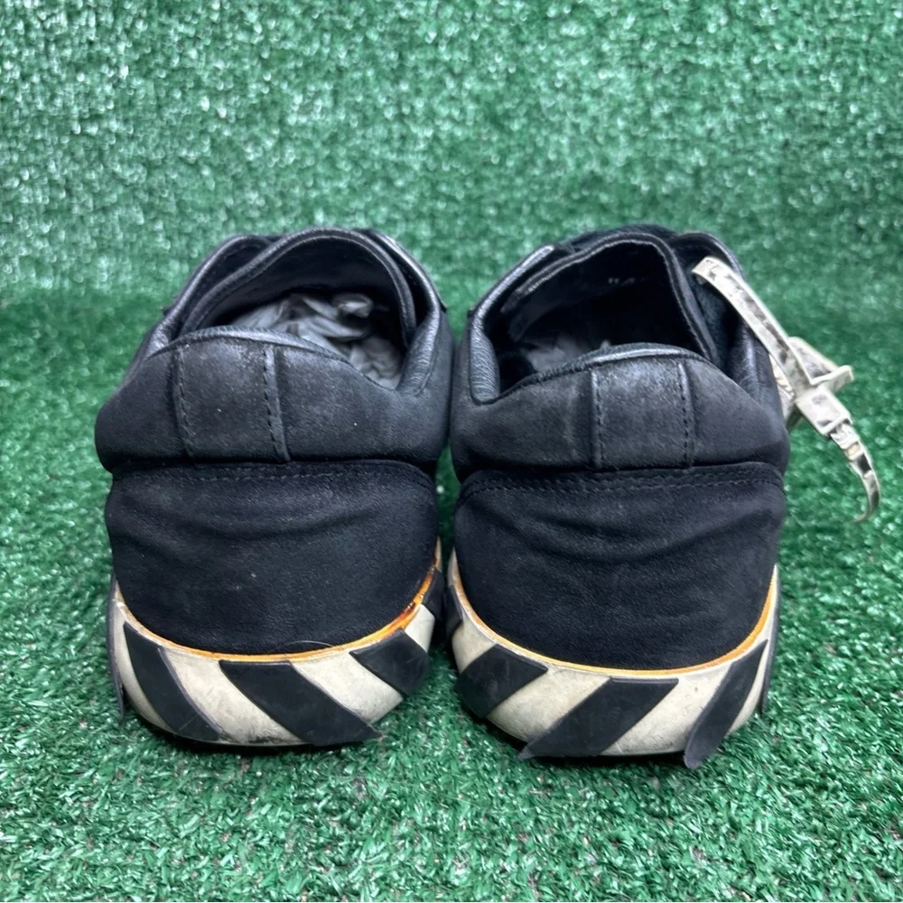Off-White off white